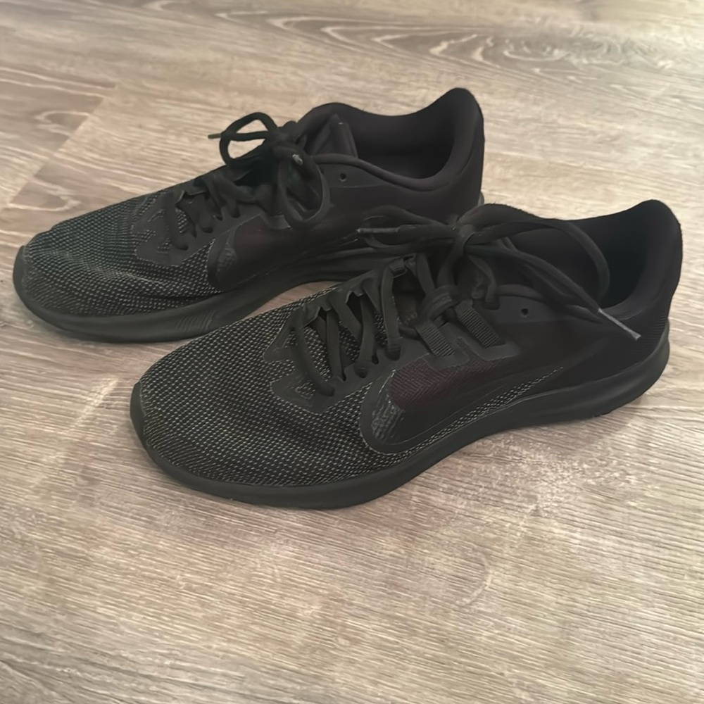 Men’s Nike Athletic Shoes
